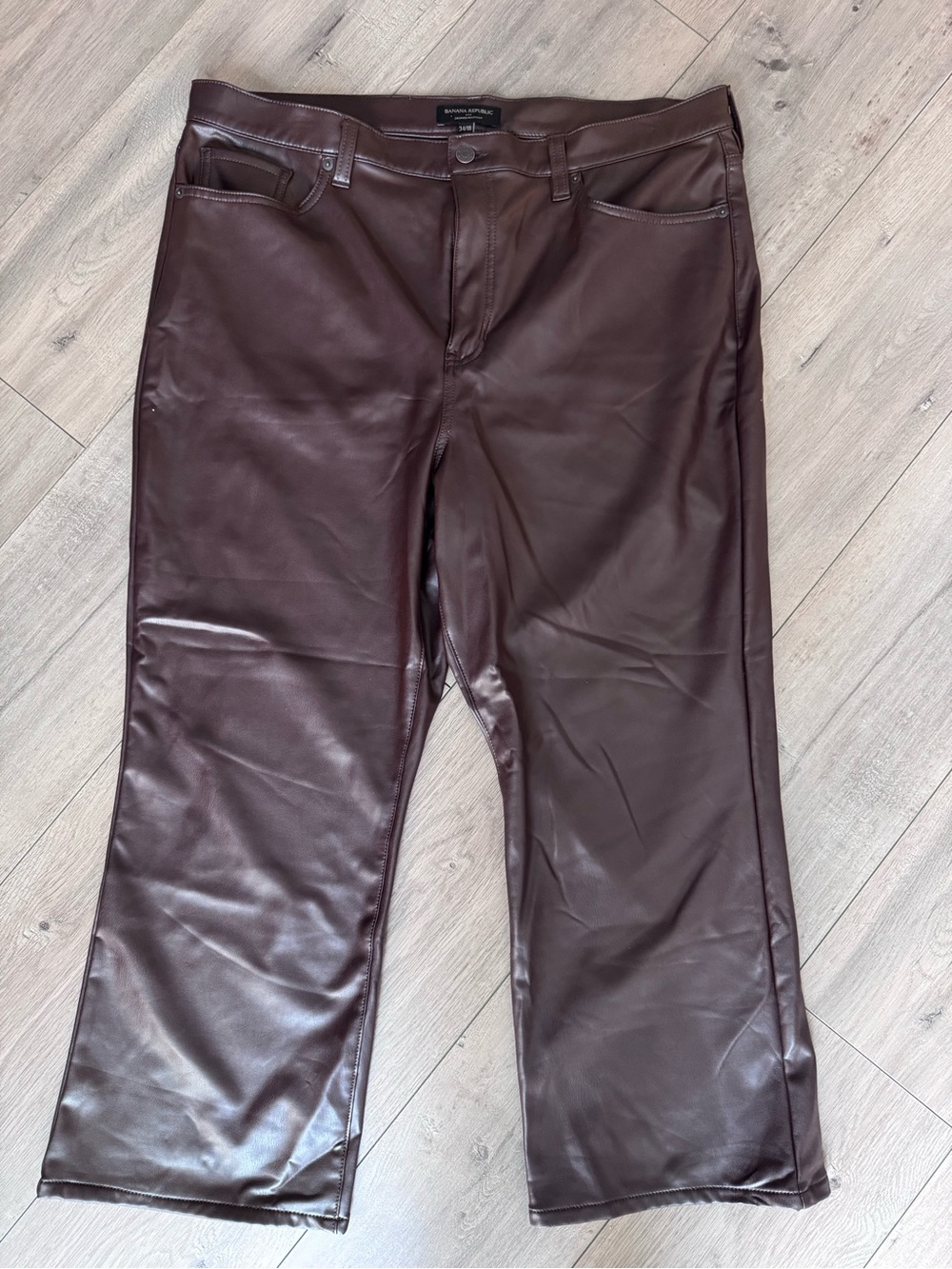 Banana Republic Women’s Dark Brown Relaxed Faux Leather Pants Old Money Y2K Fall